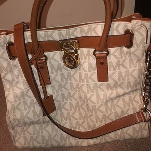 Large Michael kors tote bag